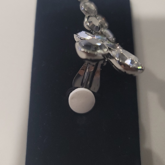 Swarovski Clip On Clear Crystal Earrings - Picture 3 of 4